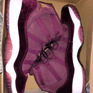 Jordan 11 size 6y wore these a handful of times